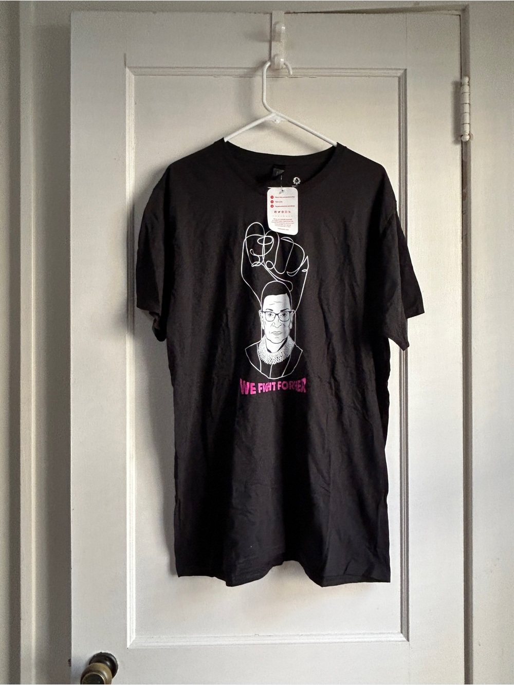 NWT!! Women’s Black RBG Graphic T-Shirt - Size XL